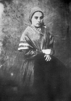 768px Bernadette Soubirous en 1861 photo Bernadou 2