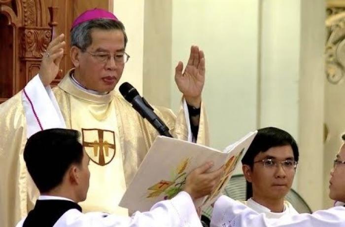Arcebispo de Saigon Dom Joseph Nguyen Nang