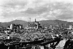 Por que foi escolhido lançar a segunda bomba atômica, precisamente sobre a cidade do Japão onde o catolicismo mais florescia?