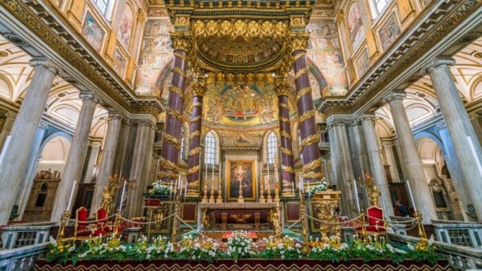 Cardeal Stanislaw Rylko celebra a Festa da Dedicação da Basílica de Santa Maria Maior 3