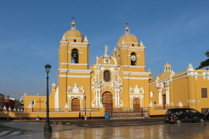 Catedral de Trujillo reabre suas portas para a Adoracao Eucaristica dos fieis