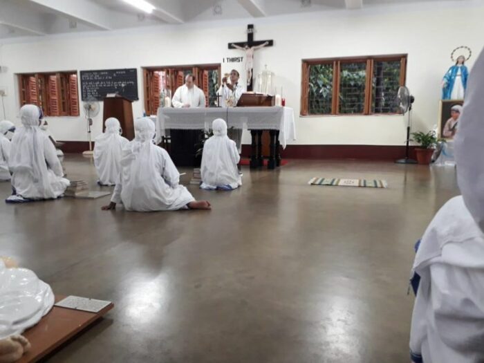 Missionarias da Caridade celebram os 110 anos de Santa Teresa de Calcuta 2