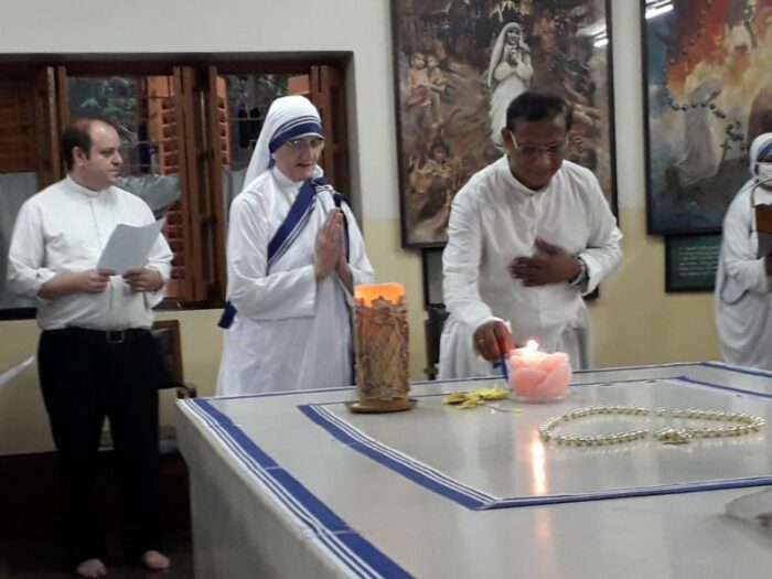 Missionarias da Caridade celebram os 110 anos de Santa Teresa de Calcuta 3
