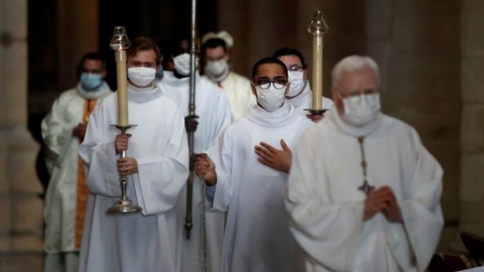 Vivência da Fé durante a pandemia é tema de pesquisa de Universidade Pontifícia 1
