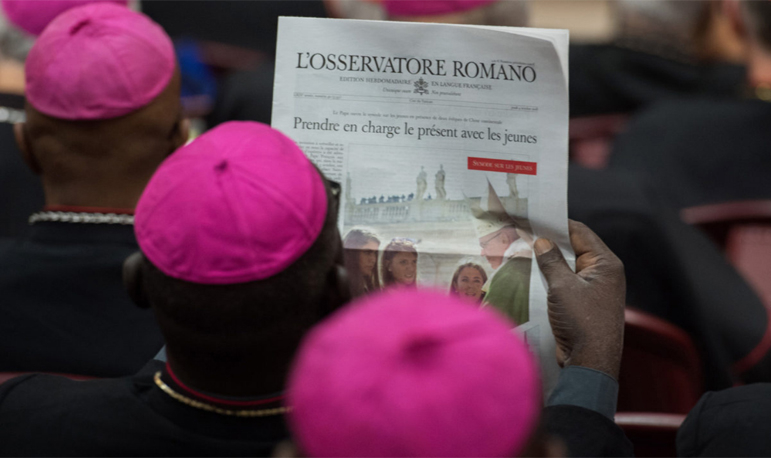 Segundo diretores do “L’Osservatore Romano”, mudar, será um modo de narrar o bem que em silencio faz seu caminho, a esperança que floresce.