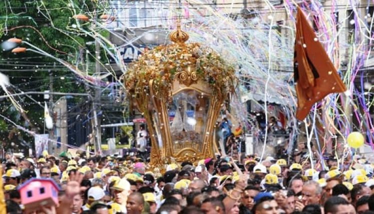 A Festa do Círio de Nazaré será comemorada no dia 11 de outubro, quando se completam os 228 anos de comemorações da festa mariana que leva às procissões cerca de dois milhões de paraenses.