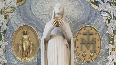 O significado da Medalha Milagrosa de Nossa Senhora das Gracas 3