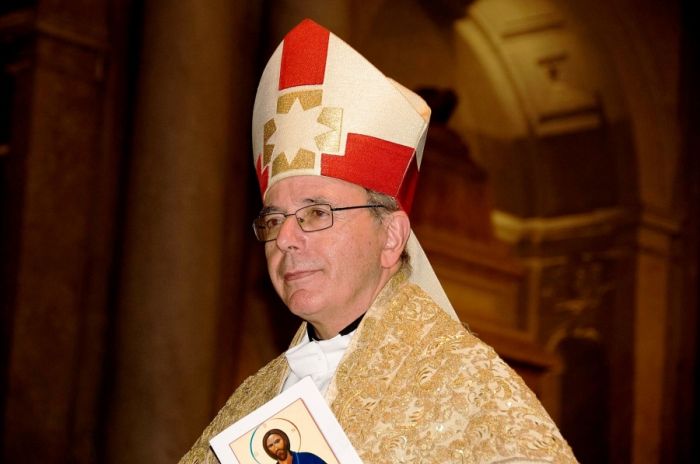 Cardeal-patriarca deixa mensagem de solidariedade a quem está na «primeira linha» do combate à pandemia.