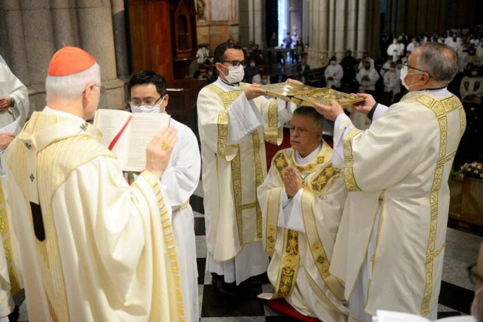 Cardeal Odilo ordena novo Bispo na Catedral da Se Fotos Luciney Martins O SAO PAULO 2