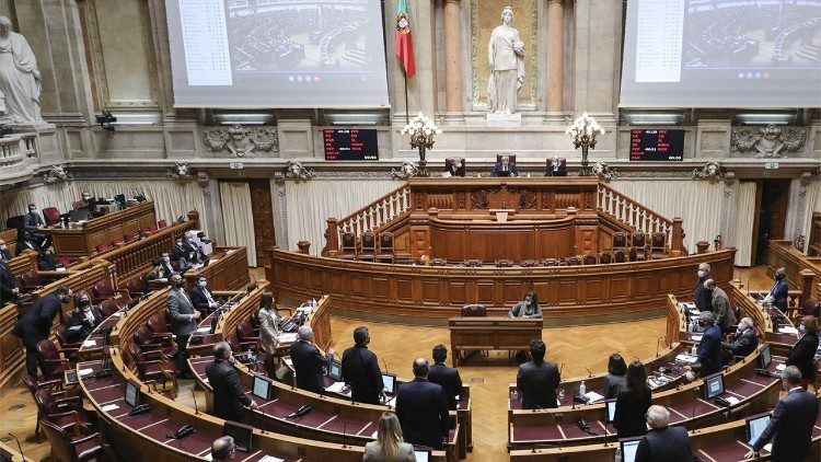 Comunicado de Bispos Portugueses condena legalização da eutanásia e suicídio assistido