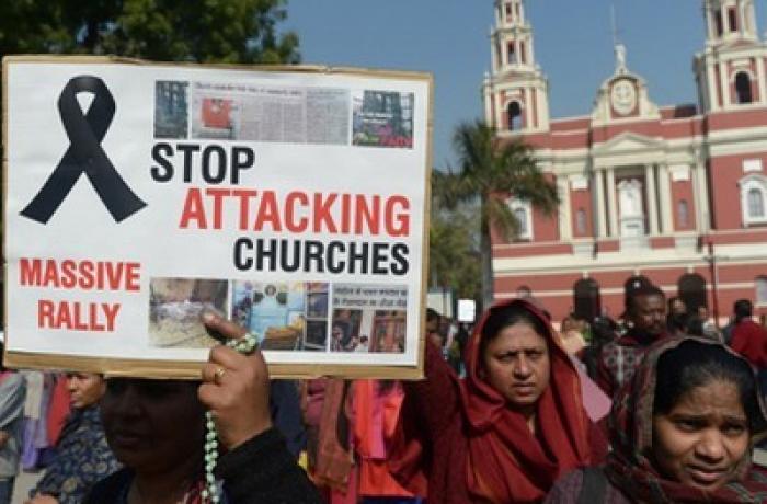 Sacerdote catolico denuncia perseguicao religiosa na India