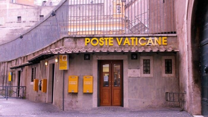 Vaticano emite selos comemorativos pelos 90 anos da Radio Vaticano e 160 anos do LOsservatore Romano 2