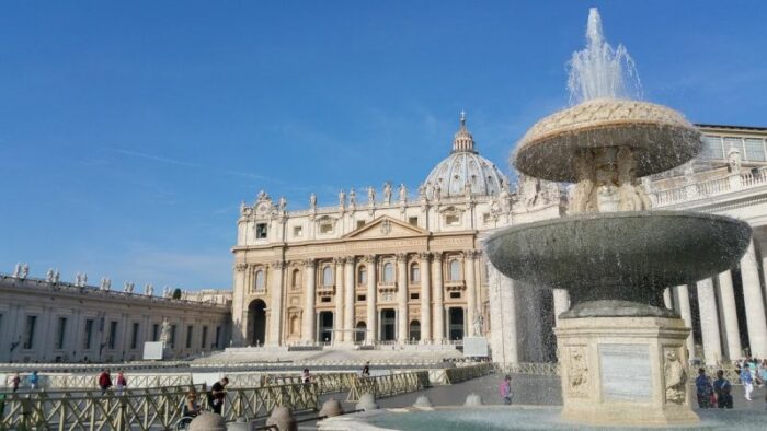 Vaticano mantem relacoes diplomaticas com mais de 180 paises