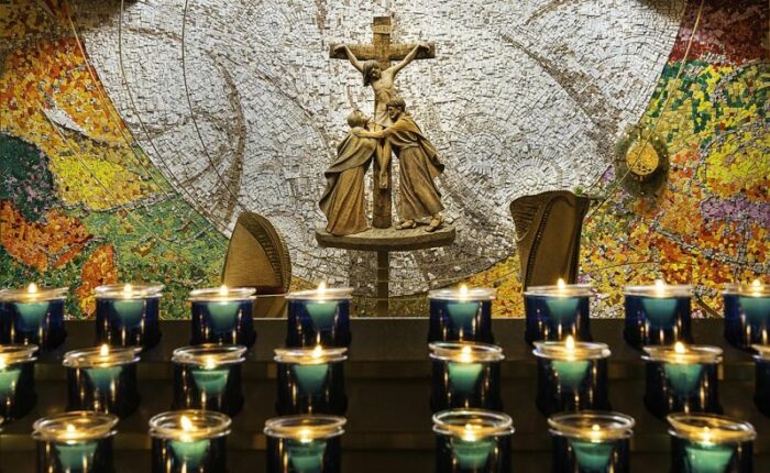 Santuario irlandes e reconhecido pelo Vaticano como Mariano e Eucaristico Internacional 2
