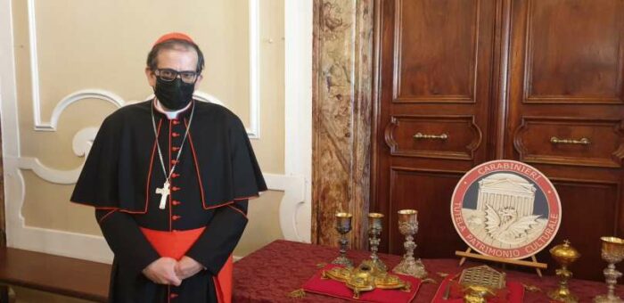 Arquidiocese de Siena celebra a recuperacao de relicario roubado ha 32 anos 2