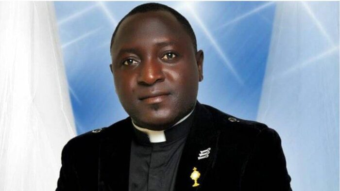 Sacerdote e assassinado na Nigeria