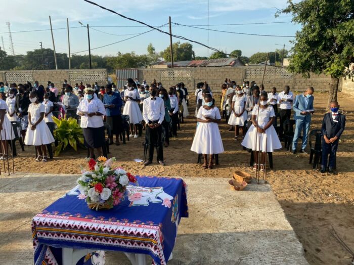 Centenas de Batismos sao realizados em Mocambique apos reabertura das Igrejas 3