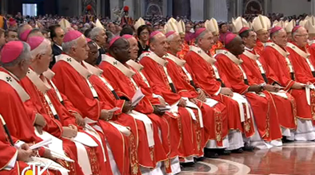 Quem sao os 34 Arcebispos metropolitanos que receberao o palio abencoado pelo Papa 4