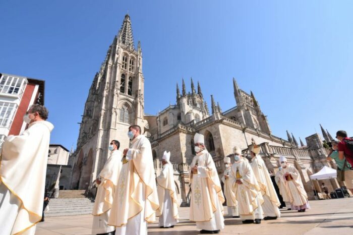 Arquidiocese espanhola de Burgos celebra os 800 anos de sua Catedral 1