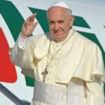 Em setembro Papa visitara a Hungria e a Eslovaquia 2