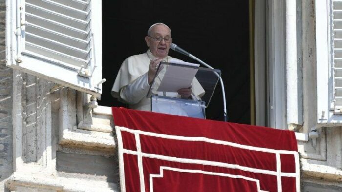 A humildade e o caminho que leva para o ceu assegura o Papa Francisco