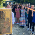 Dioceses da Polonia recebem a peregrinacao dos simbolos da JMJ 1