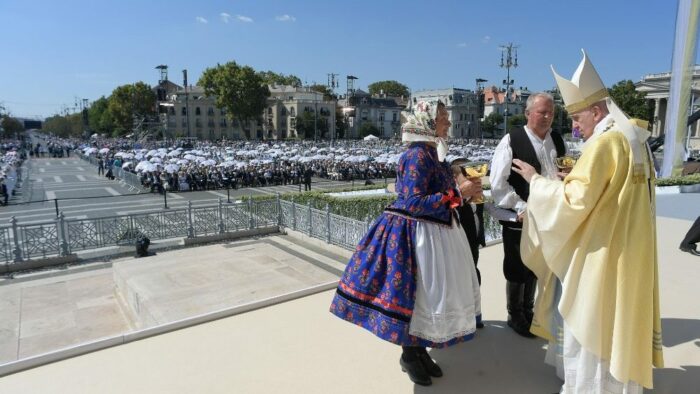 Congresso Eucaristico Internacional e encerrado pelo Papa Francisco 4