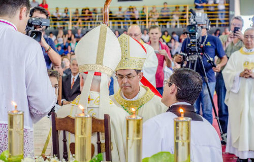 Papa nomeia Dom Luiz Carlos Dias como novo Bispo da Diocese de Sao Carlos SP 2