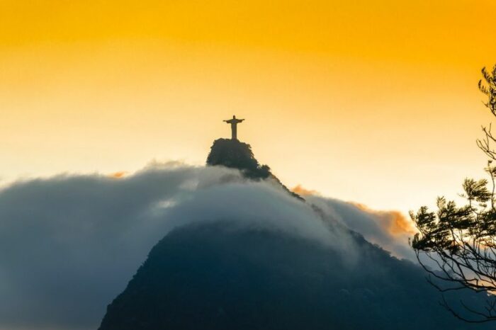 Prefeito do Rio promete reconhecer o Cristo Redentor como propriedade da Igreja Catolica 2
