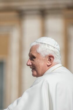 Vatican rome pope Benedict XVI audience 0003 20080924 GK 700x1050 1