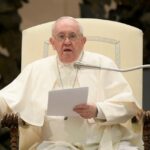 O idoso nao e material de descarte mas uma bencao para a sociedade afirma o Papa 1