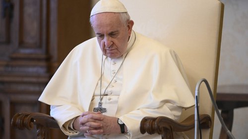 Papa Francisco condena ataque