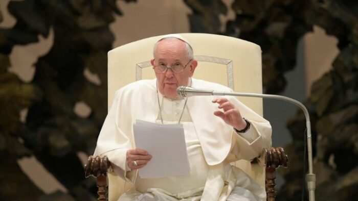 Pensar na morte nos ajuda a olhar a vida com novos olhos assegura o Papa 2