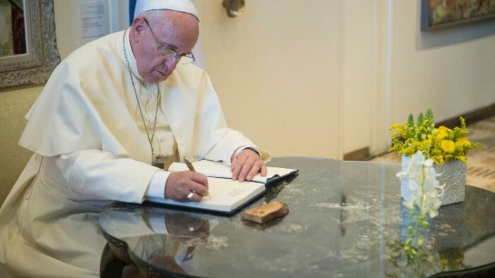 Vaticano divulga mensagem do Papa Francisco para a Quaresma de 2022