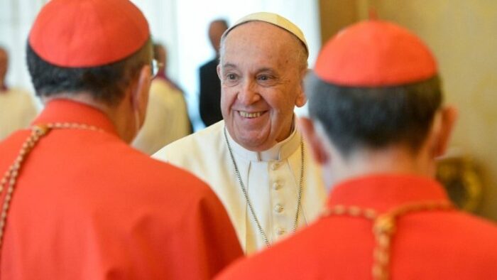 Igreja Catolica ganhara dez novos Santos no dia 15 de maio 2