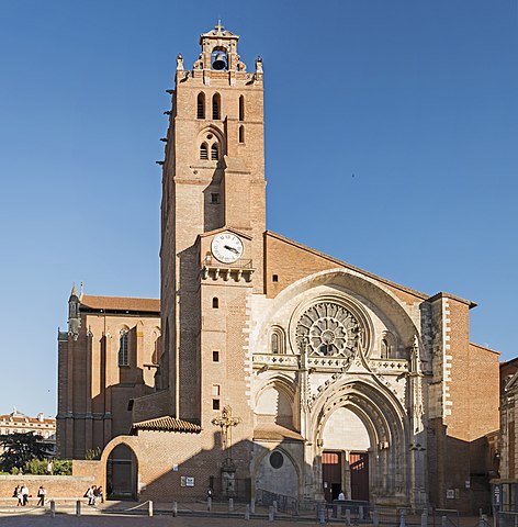 472px Facade de la cathedrale Saint Etienne de Toulouse