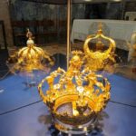 Coroas de Nossa Senhora fazem parte de exposicao em Portugal 1