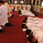Ordenacao de 13 novos sacerdotes a esperanca da Igreja Catolica em Mianmar