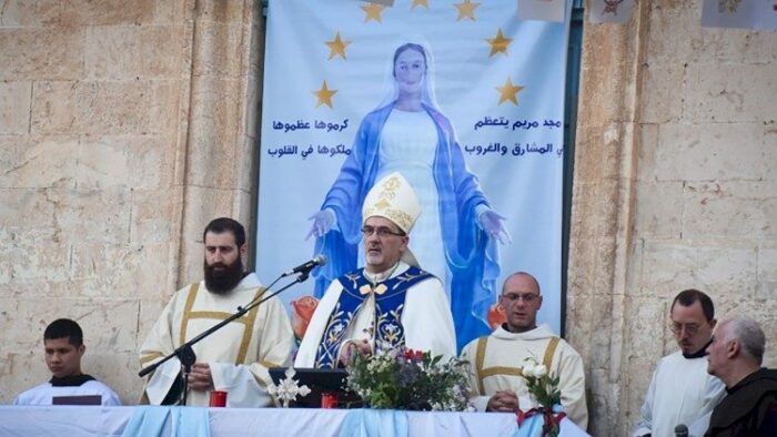 Patriarcado Latino em Jerusalem encerra mes mariano com Missa e Procissao 2