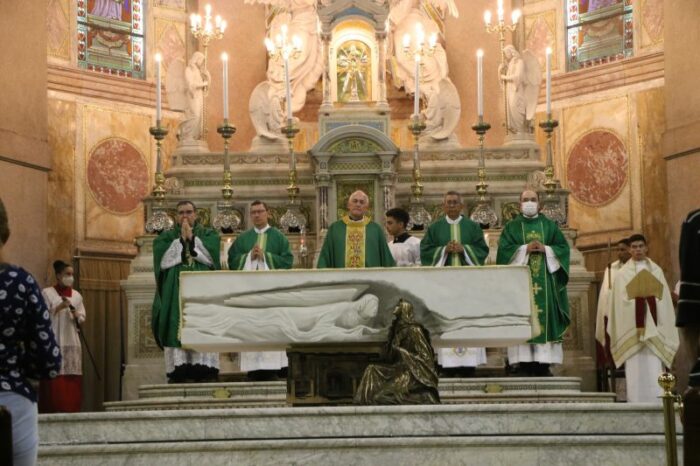 Basilica de Nazare inicia celebracoes pelo seu centenario 2