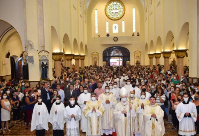 Cardeal Odilo celebra festa da padroeira na Basilica Menor de SantAna 2