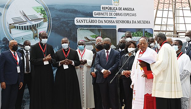 Iniciada a construcao da Basilica de Nossa Senhora da Muxima padroeira da Angola 3