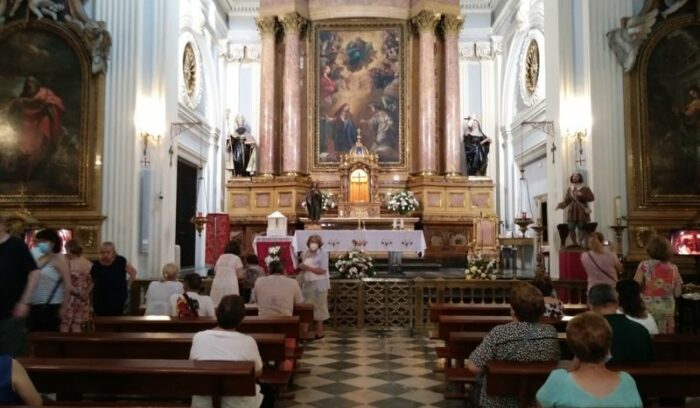 Sangue de Sao Pantaleao volta a se liquefazer em Mosteiro na Espanha 2