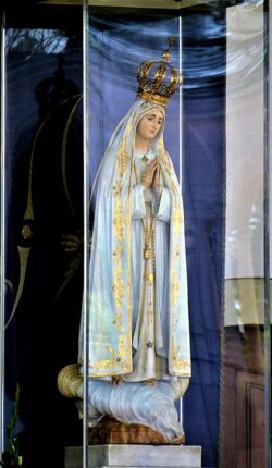 419px First Sculpture of Our Lady of Fatima