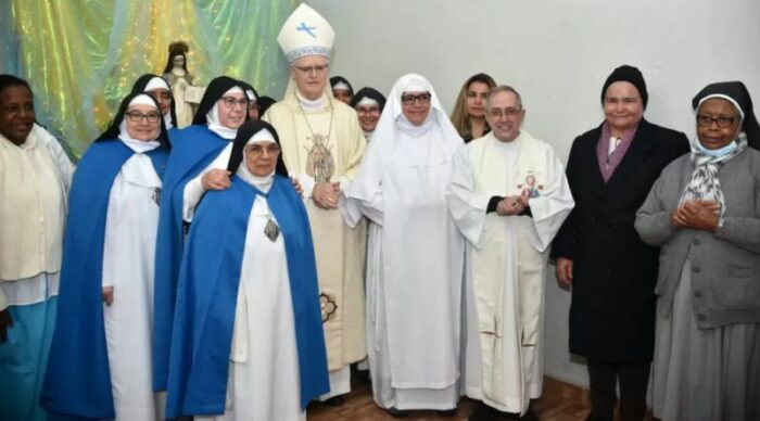 Cardeal Odilo preside cerimonia de imposicao de habito religioso no Mosteiro da Luz 3