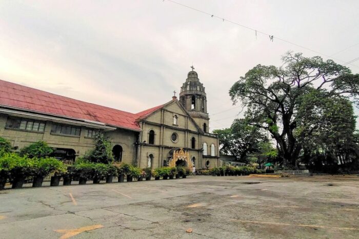 Filipinas Santuario Arquidiocesano de Santa Ana se torna Basilica Menor