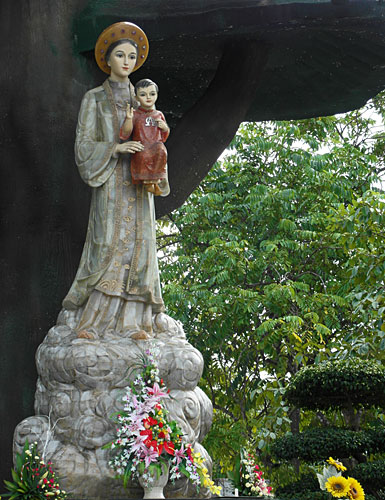 Santuario de La Vang se torna centro de Fe e devocao mariana no Vietna 1