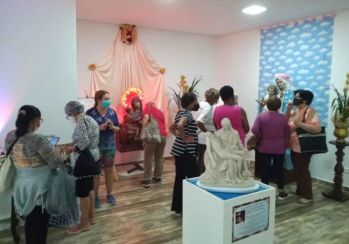 Exposicao em Sao Paulo reune diversos titulos de Nossa Senhora 1