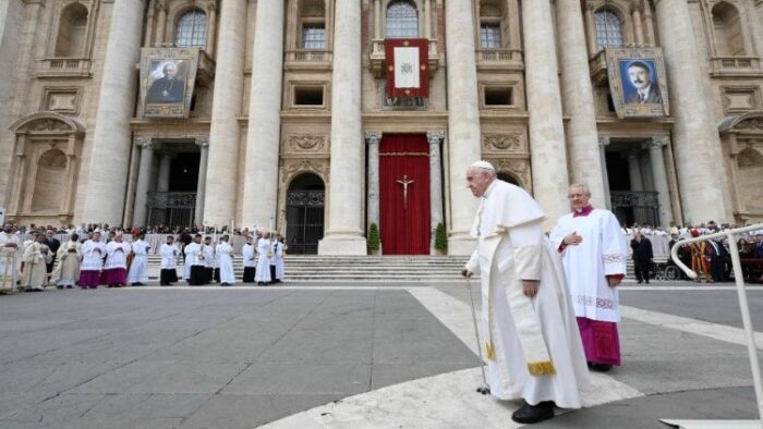 Papa Francisco canoniza dois novos Santos Sao Artemide Zatti e Sao Giovanni Battista Scalabrini 4