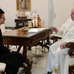 Papa recebe em audiencia a nova embaixadora da Lituania junto a Santa Se